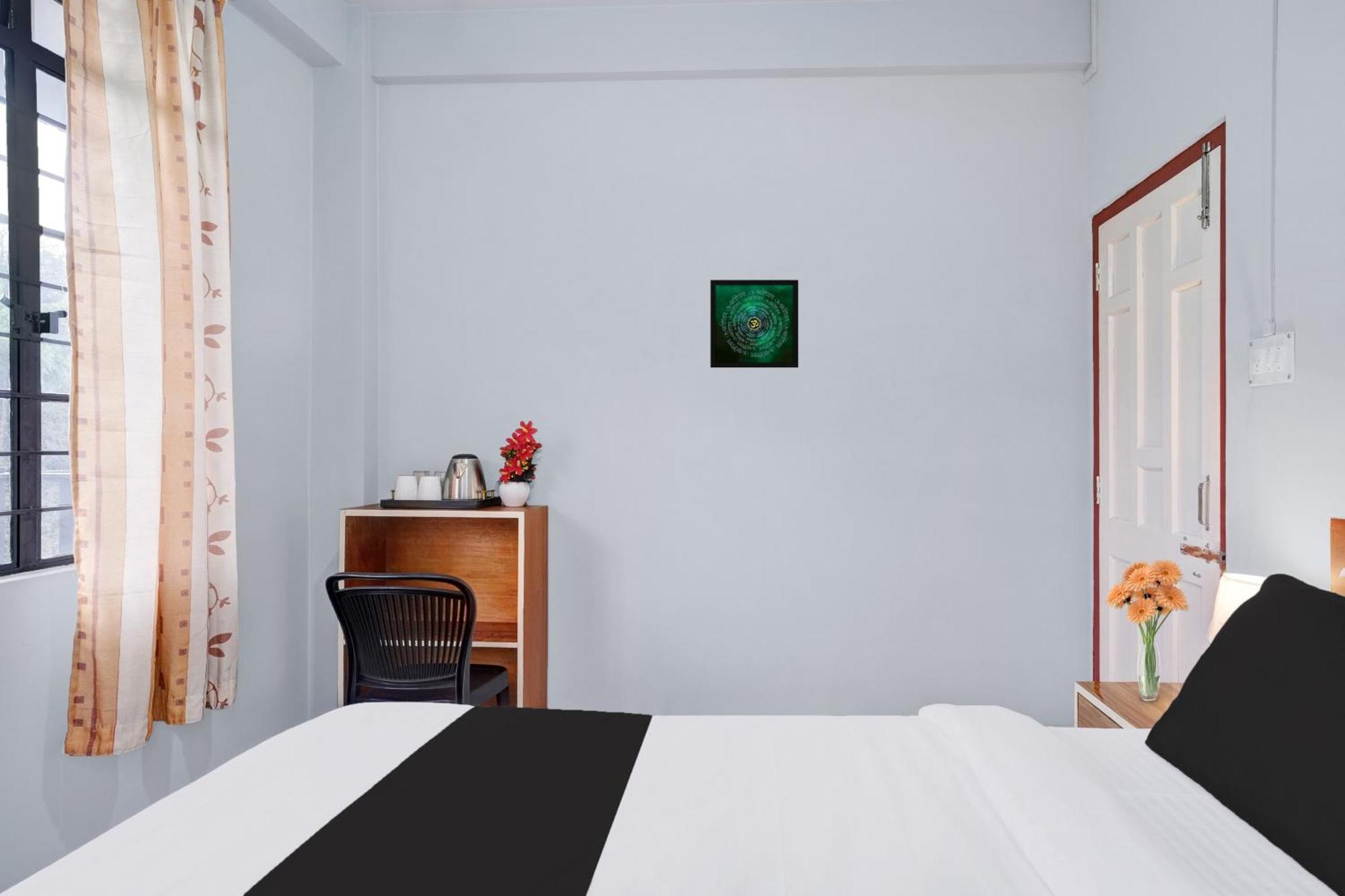 Super Hotel O Lapalang Shillong Exteriör bild